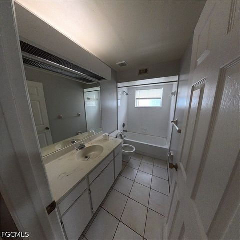 546 Whispering Wind BEND, Lehigh Acres, FL 33974