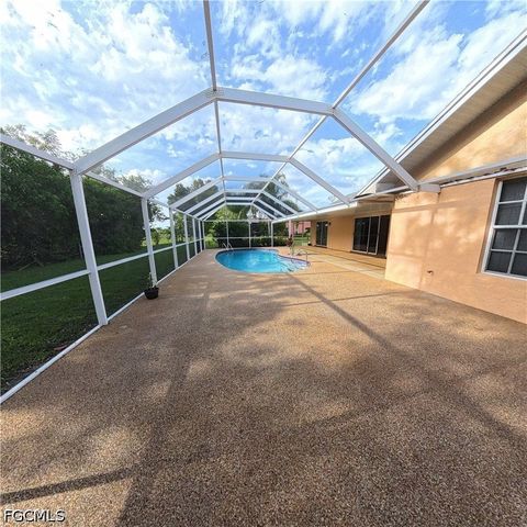 546 Whispering Wind BEND, Lehigh Acres, FL 33974