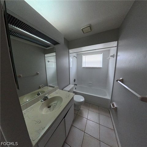 546 Whispering Wind BEND, Lehigh Acres, FL 33974