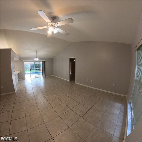 546 Whispering Wind BEND, Lehigh Acres, FL 33974