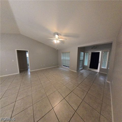 546 Whispering Wind BEND, Lehigh Acres, FL 33974
