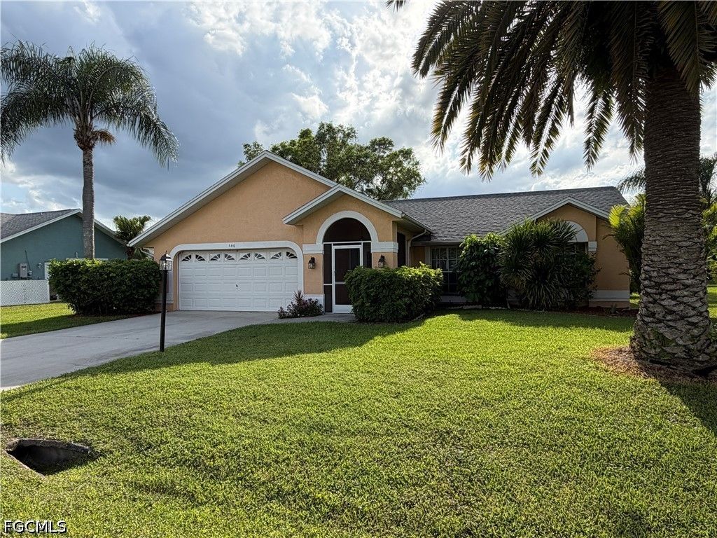 546 Whispering Wind BEND, Lehigh Acres, FL 33974