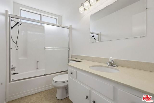 3530 Via Marina Avenue, Oxnard, CA 93035