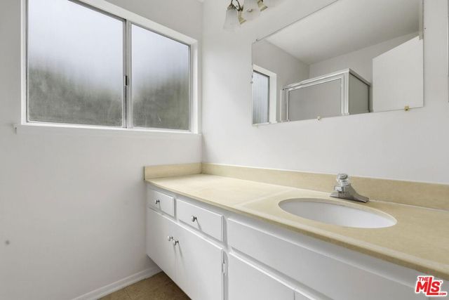 3530 Via Marina Avenue, Oxnard, CA 93035