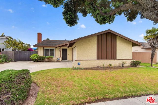 3530 Via Marina Avenue, Oxnard, CA 93035