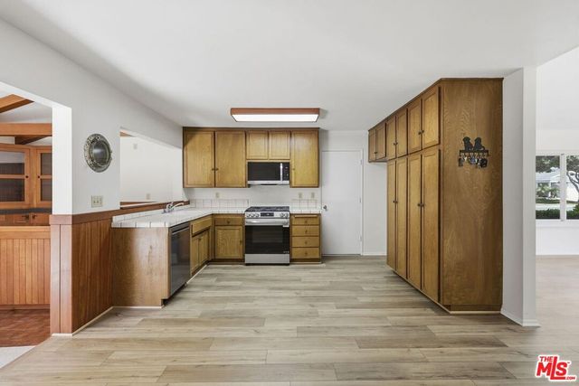 3530 Via Marina Avenue, Oxnard, CA 93035