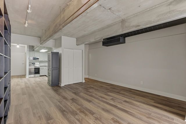 408 S Front St Apt 206, Memphis, TN 38103