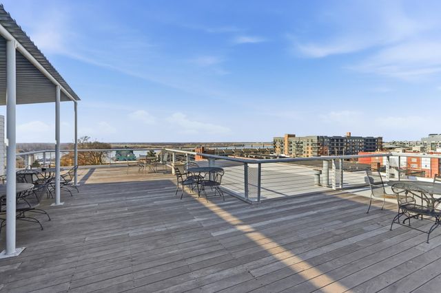 408 S Front St Apt 206, Memphis, TN 38103