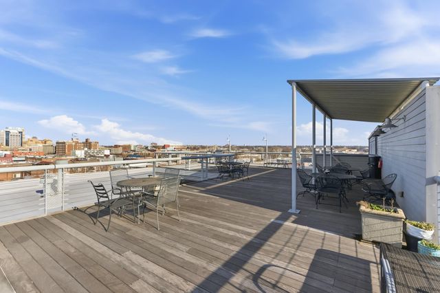 408 S Front St Apt 206, Memphis, TN 38103