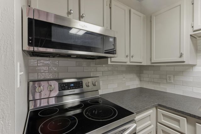 408 S Front St Apt 206, Memphis, TN 38103