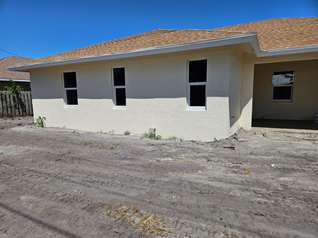 1908 SW Americana St, Port St Lucie, FL 34953