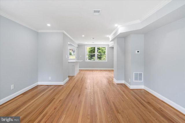 3551 SHANNON DR, Baltimore, MD 21213