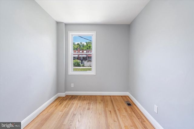 3551 SHANNON DR, Baltimore, MD 21213