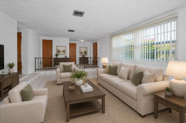 6136 11TH AVENUE, New Port Richey, FL 34653