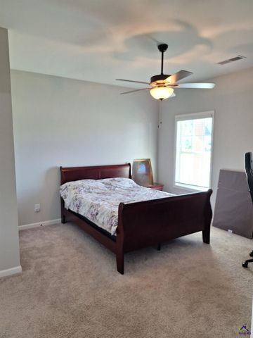420 Cambrian Drive, Kathleen, GA 31047