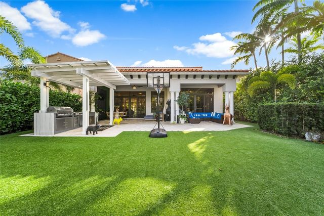 9527 Exbury Court, Parkland, FL 33076