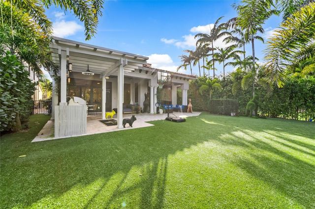 9527 Exbury Court, Parkland, FL 33076