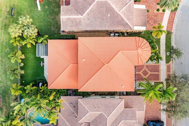 9527 Exbury Court, Parkland, FL 33076