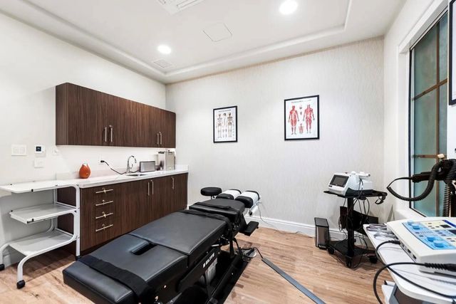 9527 Exbury Court, Parkland, FL 33076