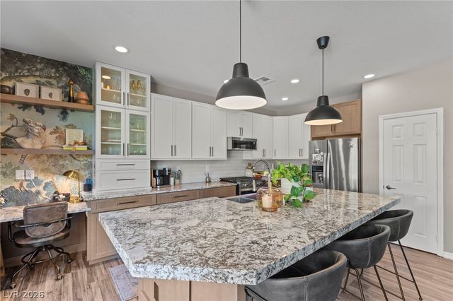 272 Aqua Lane, Henderson, NV 89012