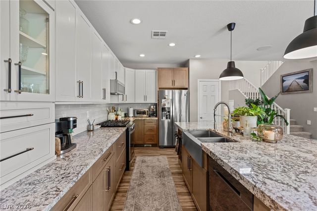272 Aqua Lane, Henderson, NV 89012