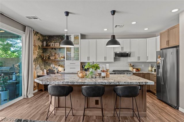 272 Aqua Lane, Henderson, NV 89012