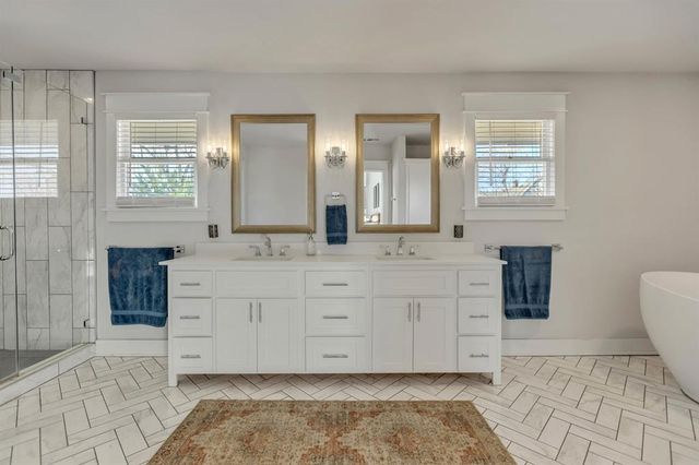 1917 N Shartel Avenue, Oklahoma City, OK 73103