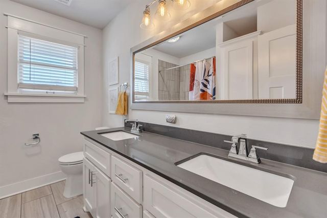 1917 N Shartel Avenue, Oklahoma City, OK 73103