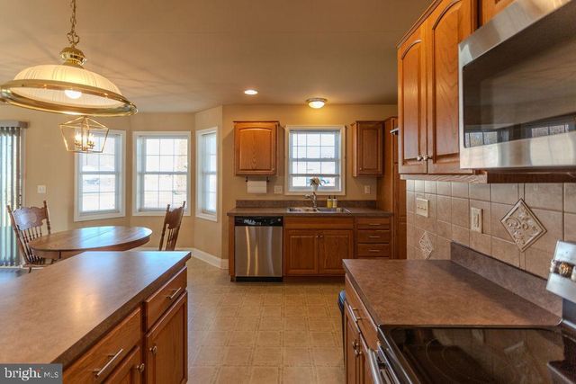 11 IRVIN DRIVE, Shippensburg, PA 17257