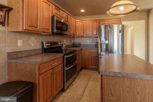 11 IRVIN DRIVE, Shippensburg, PA 17257