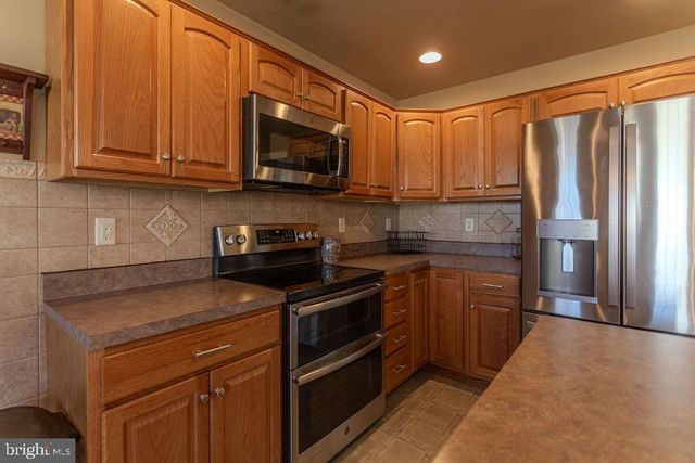 11 IRVIN DRIVE, Shippensburg, PA 17257