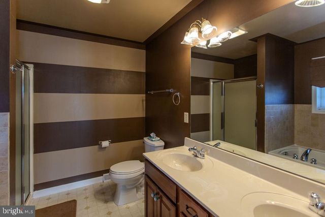 11 IRVIN DRIVE, Shippensburg, PA 17257