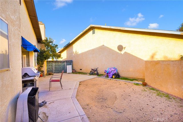 15837 Sandalwood, Victorville, CA 92395