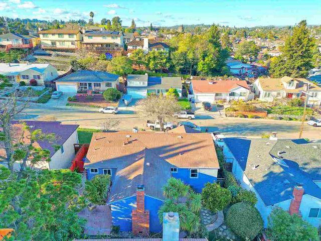 2553 2553 Nordell Ave, Castro Valley, CA 94546