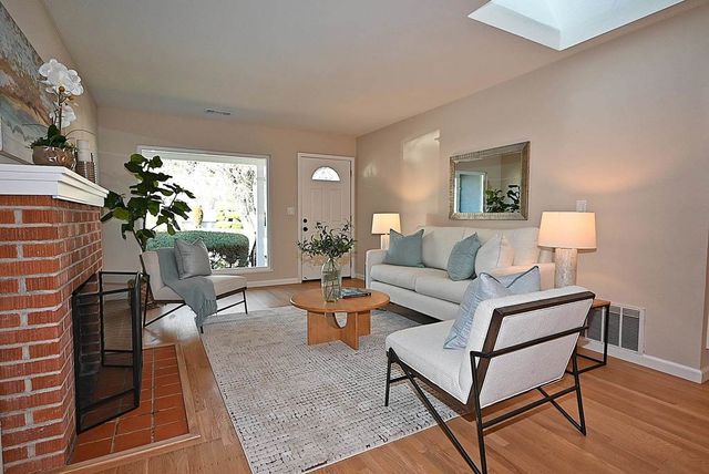 2553 2553 Nordell Ave, Castro Valley, CA 94546