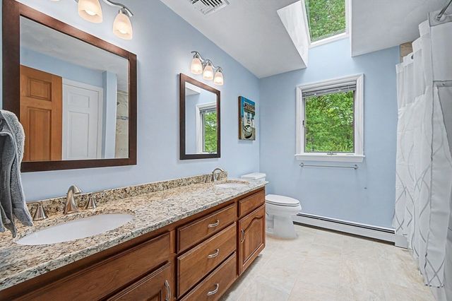 10 Benson Rd, Hopkinton, MA 01748