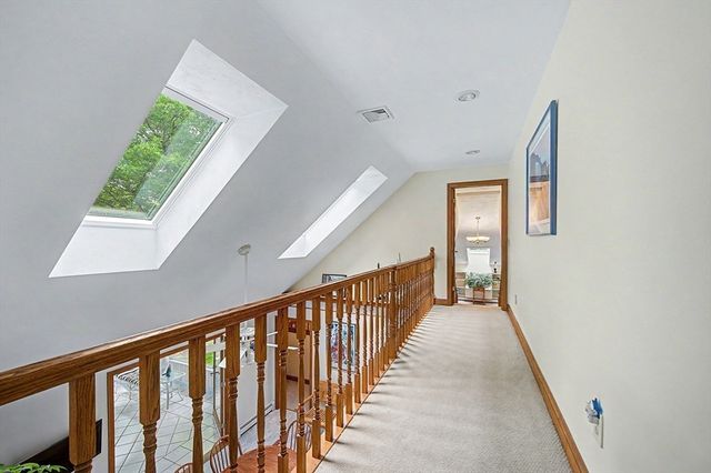 10 Benson Rd, Hopkinton, MA 01748
