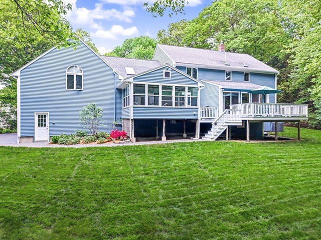 10 Benson Rd, Hopkinton, MA 01748