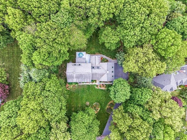 10 Benson Rd, Hopkinton, MA 01748