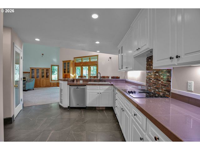 9730 Sw 168TH Pl, Beaverton, OR 97007