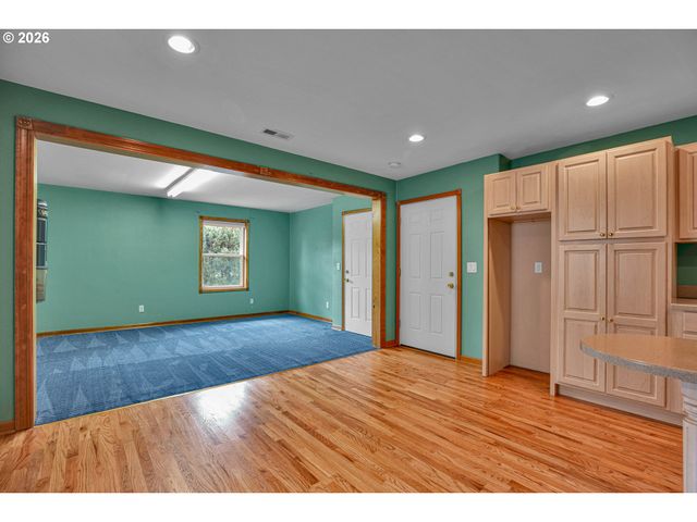 9730 Sw 168TH Pl, Beaverton, OR 97007