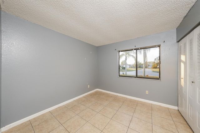 2299 SE Rainier Rd, Port St Lucie, FL 34952