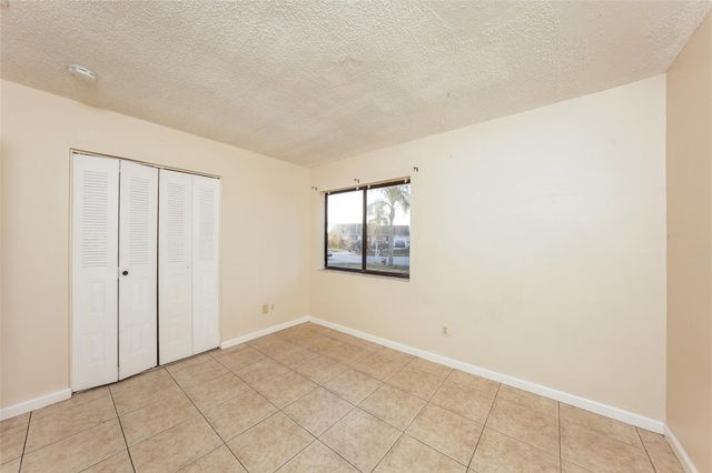 2299 SE Rainier Rd, Port St Lucie, FL 34952