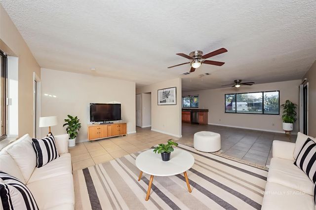 2299 SE Rainier Rd, Port St Lucie, FL 34952