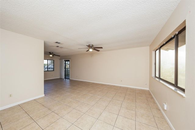 2299 SE Rainier Rd, Port St Lucie, FL 34952