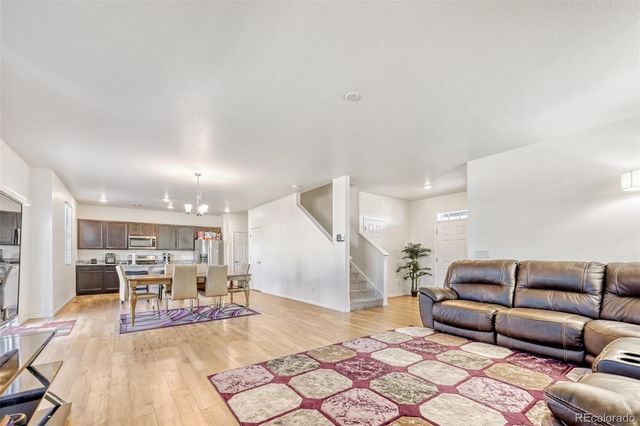 6070 N Gibralter Court, Aurora, CO 80019