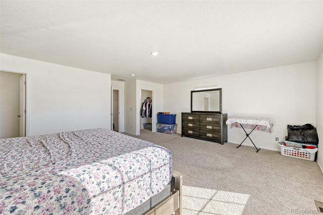 6070 N Gibralter Court, Aurora, CO 80019