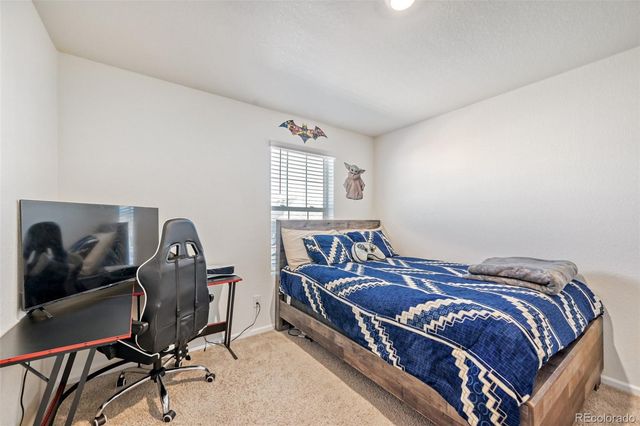 6070 N Gibralter Court, Aurora, CO 80019