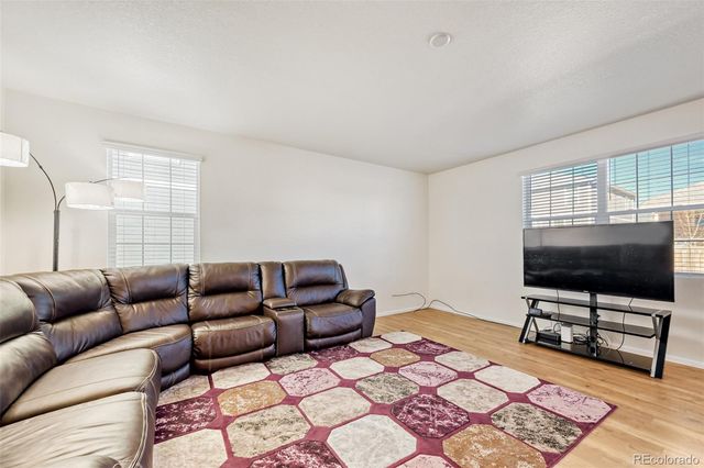 6070 N Gibralter Court, Aurora, CO 80019