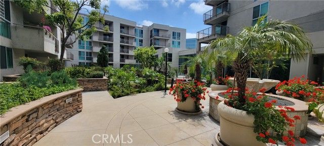 267 S San Pedro Street, Los Angeles, CA 90012